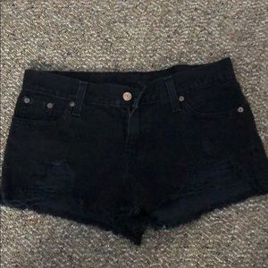 Black Levis ripped shorts